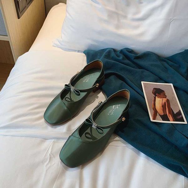 new fashion office lady low heels shoes woman single pumps women autumn spring work shoes pointed toe blackblue 2020 u19-29, Black
new fashion office lady low heels shoes woman single pumps women autumn spring work shoes pointed toe blackblue 2020 u19-29, Black