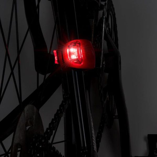 front rear lights push cycle clip light fits on all types of bike with cr2032 batteries 4pcs led silicone mountain bike bicycl#c
front rear lights push cycle clip light fits on all types of bike with cr2032 batteries 4pcs led silicone mountain bike bicycl#c
