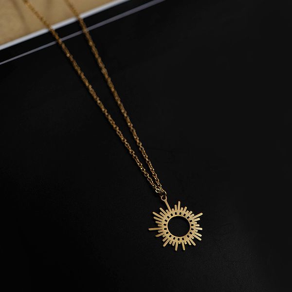 chains original design hollow-out the sun circle pendant necklace stainless steel thin golden factory direct sale, Silver
chains original design hollow-out the sun circle pendant necklace stainless steel thin golden factory direct sale, Silver