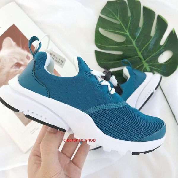 presto kids athletic shoes parents and children running shoes v2 beluga black green black red black red trainers eur 24-35
presto kids athletic shoes parents and children running shoes v2 beluga black green black red black red trainers eur 24-35