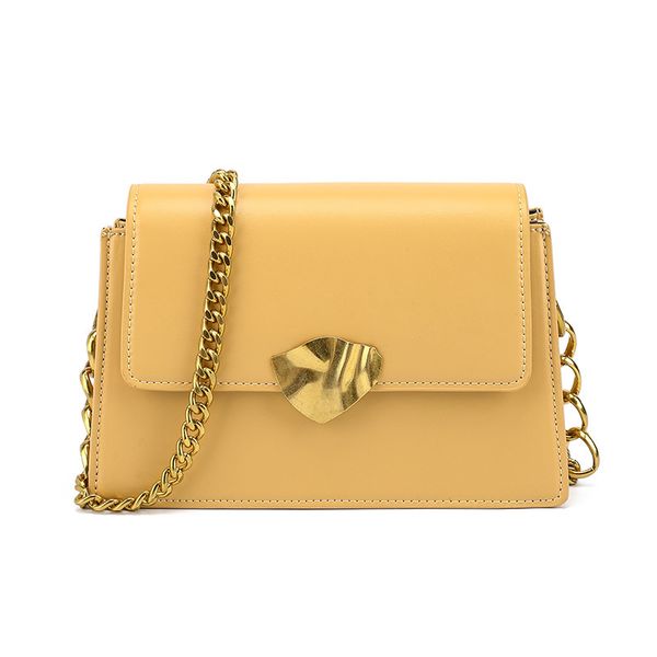 luxury bag woman package 2019 tide fresh single shoulder messenger woman chain joker small square package temperament goddess handbags
luxury bag woman package 2019 tide fresh single shoulder messenger woman chain joker small square package temperament goddess handbags