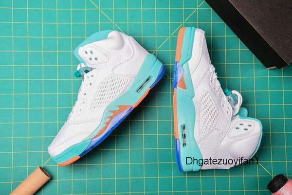 classics v women's leather waterproof basketball shoes lady classical 5 sport shoes air sneaker for women
classics v women's leather waterproof basketball shoes lady classical 5 sport shoes air sneaker for women