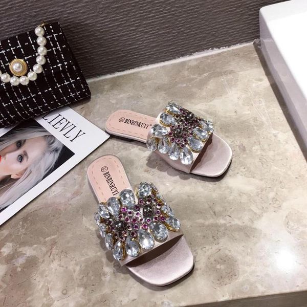 flat shoes female slippers women summer pantofle glitter slides fashion 2020 jelly soft crystal rubber pu fabric rome, Black
flat shoes female slippers women summer pantofle glitter slides fashion 2020 jelly soft crystal rubber pu fabric rome, Black