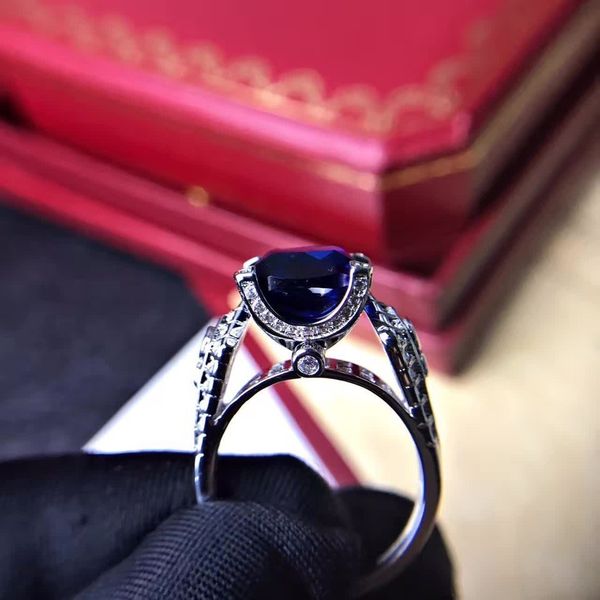 Мисс кольцо с голубым бриллиантом роскошный гость на заказ голубка яйцо оригинал
Мисс кольцо с голубым бриллиантом роскошный гость на заказ голубка яйцо оригинал