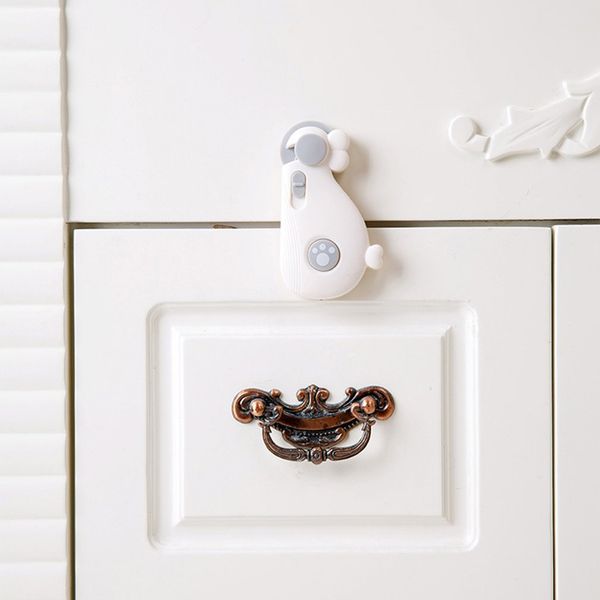1 pc drawer door cabinet cupboard toilet safety locks baby kids safety care plastic locks straps for infant baby protection
1 pc drawer door cabinet cupboard toilet safety locks baby kids safety care plastic locks straps for infant baby protection