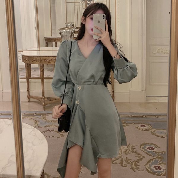 early autumn new 2019 net red long sleeve temperament celebrity irregular waist children mature chic dress, Black;gray
early autumn new 2019 net red long sleeve temperament celebrity irregular waist children mature chic dress, Black;gray