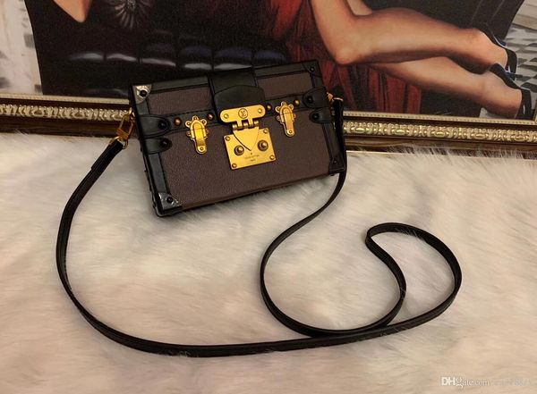 2020 new messenger bag shoulder handbags mini fashion chain bag women star favorite perfect killer pack bag small fashionis
2020 new messenger bag shoulder handbags mini fashion chain bag women star favorite perfect killer pack bag small fashionis