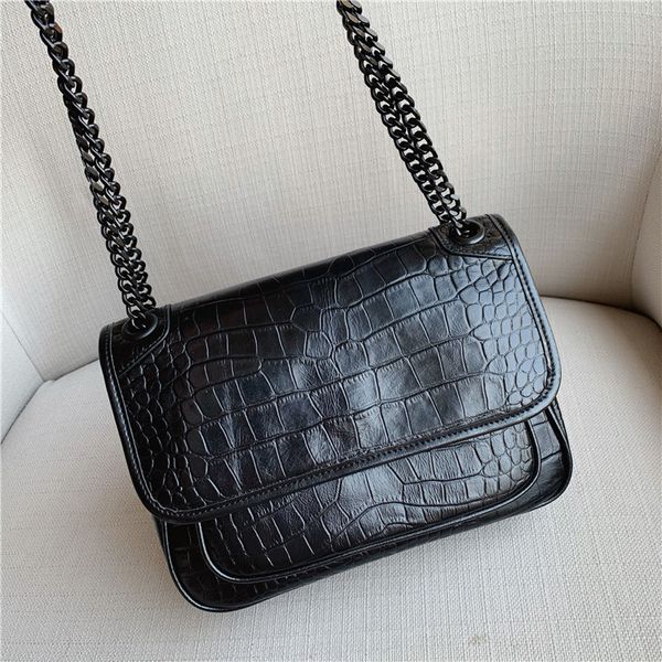 2020 новый chain bag texture первый слой коровьей крокодил шаблон коммуникатор кожи плеча пригородные сумки
2020 новый chain bag texture первый слой коровьей крокодил шаблон коммуникатор кожи плеча пригородные сумки