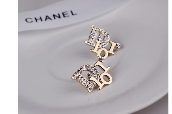 new brand designer stud earrings letters ear stud earring jewelry gold silver gold women wedding gift ing, Golden;silver
new brand designer stud earrings letters ear stud earring jewelry gold silver gold women wedding gift ing, Golden;silver