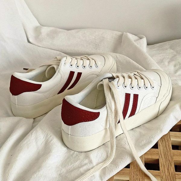 fashion wind street women's shoes korean version of casual ins canvas women's new joker small white casual student board, Black
fashion wind street women's shoes korean version of casual ins canvas women's new joker small white casual student board, Black
