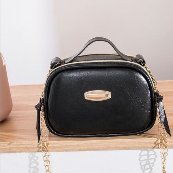 women chain bag pu leather shoulder bag ladies large capacity messenger mobile phone portable travel
women chain bag pu leather shoulder bag ladies large capacity messenger mobile phone portable travel