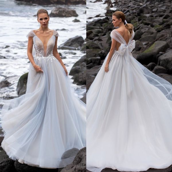 bohemian 2020 tulle wedding dresses luxury sheer v neck boho lace appliqued bridal gowns bow back country style beach wedding dress, White
bohemian 2020 tulle wedding dresses luxury sheer v neck boho lace appliqued bridal gowns bow back country style beach wedding dress, White