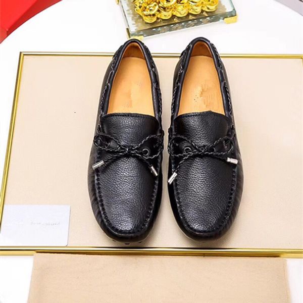 party dress wedding slip on loafers shoes for man dandelion tassel sneaker shoes red bottom oxford shoes luxury men s leisure flat
party dress wedding slip on loafers shoes for man dandelion tassel sneaker shoes red bottom oxford shoes luxury men s leisure flat