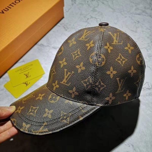 2019 summer fashion single-layer double lining leather baseball cap personality wild high-end
2019 summer fashion single-layer double lining leather baseball cap personality wild high-end