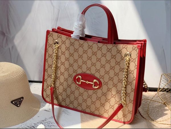ladies fashion classic large-capacity messenger bag ol commuter shoulder bag fashion ladies shoulder bag wild messengerbag shoulder bags
ladies fashion classic large-capacity messenger bag ol commuter shoulder bag fashion ladies shoulder bag wild messengerbag shoulder bags