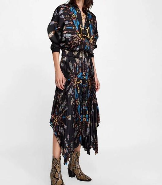 2020 vintage chain belt tassel print midi pleated skirt retro new high waist mid long asymmetrial swing skater femme black
2020 vintage chain belt tassel print midi pleated skirt retro new high waist mid long asymmetrial swing skater femme black