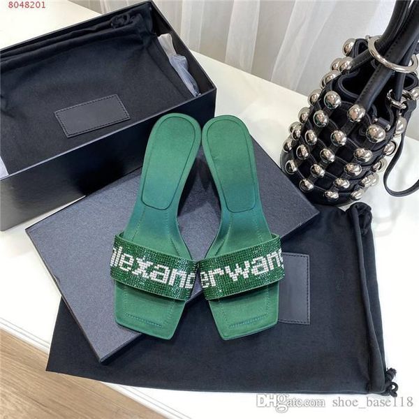 2020 womens low-heeled sandals spring and summer letters water drill square head cool slippers heel-height 4.5 cm, Black
2020 womens low-heeled sandals spring and summer letters water drill square head cool slippers heel-height 4.5 cm, Black
