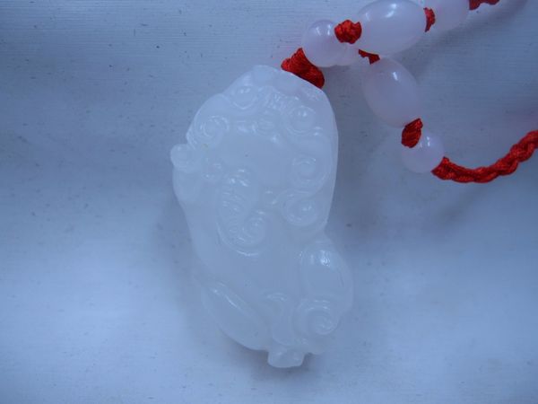 natural carved quartzitic jade chinese pixiu chain pendants necklace pendant jade with certificate together, Silver
natural carved quartzitic jade chinese pixiu chain pendants necklace pendant jade with certificate together, Silver