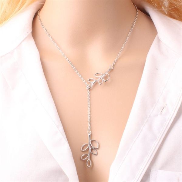 new simple design minimalist jewelry silver hollow plant leaves pendant necklace for women choker trendy jewelry kolye chain
new simple design minimalist jewelry silver hollow plant leaves pendant necklace for women choker trendy jewelry kolye chain
