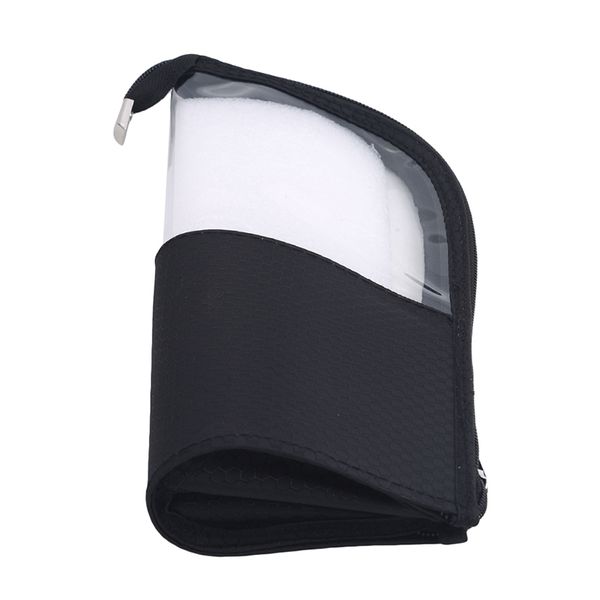hand holding semi-circular transparent waterproof toothbrush toothpaste cosmetic bag wash storage bag travel storage
hand holding semi-circular transparent waterproof toothbrush toothpaste cosmetic bag wash storage bag travel storage