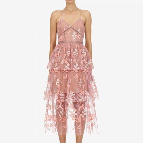 casual dresses 2021 summer fashion strap runway dress women v-neck high waist sleeveless sequin embroidery long, Black;gray
casual dresses 2021 summer fashion strap runway dress women v-neck high waist sleeveless sequin embroidery long, Black;gray