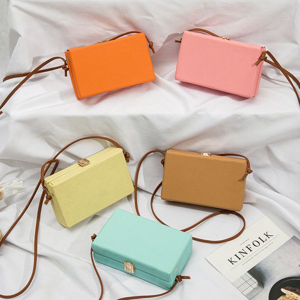 pu leather messenger bags women bag clear single shoulder slant across hand box small flap dinner bags macaroon color hard case
pu leather messenger bags women bag clear single shoulder slant across hand box small flap dinner bags macaroon color hard case