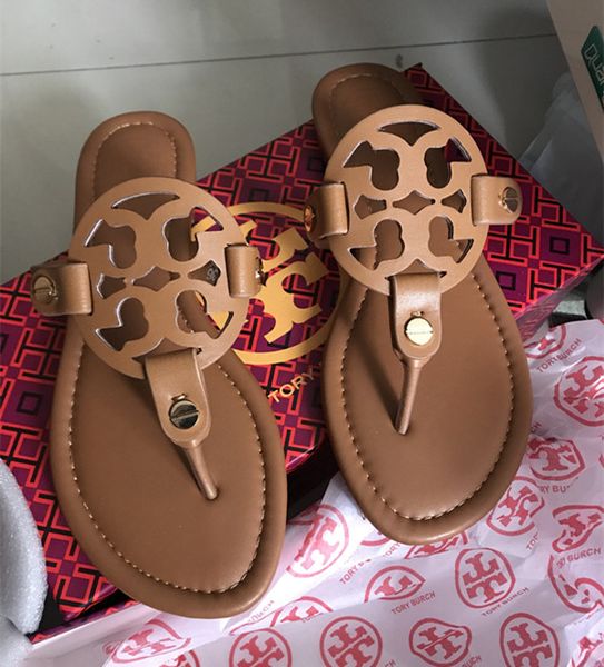 Summer luxury de igner brand lipper cut out ummer beach andal fa hion women lide lipper indoor lip flip flop loui, White
Summer luxury de igner brand lipper cut out ummer beach andal fa hion women lide lipper indoor lip flip flop loui, White