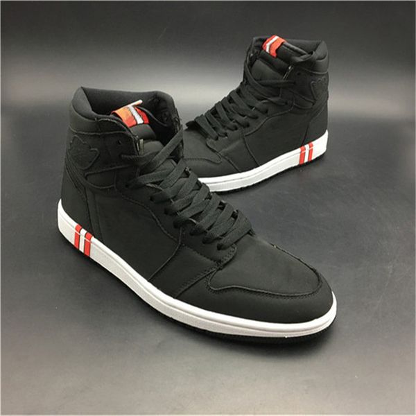 Limited Paris PSG Basketball Shoes 1 1s Mens Black High Sports Shoes Man Designer Outdoor Sneakers With Box
Limited Paris PSG Basketball Shoes 1 1s Mens Black High Sports Shoes Man Designer Outdoor Sneakers With Box
