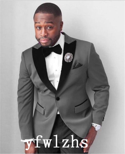 handsome one button groomsmen peak lapel groom tuxedos mens wedding dress man jacket blazer prom dinner suits (jacket+pants+tie)w129, Black;gray
handsome one button groomsmen peak lapel groom tuxedos mens wedding dress man jacket blazer prom dinner suits (jacket+pants+tie)w129, Black;gray