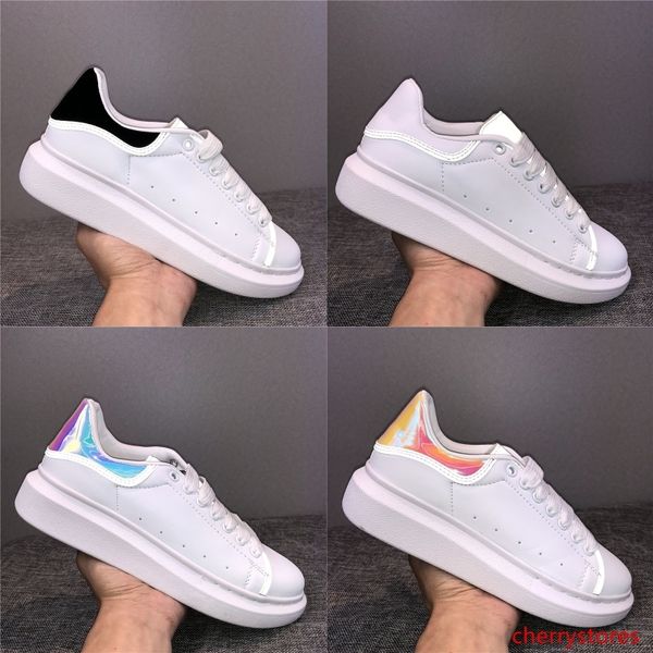 3m reflective leather mens designer shoes womens mens flat casual party platform wedding shoes golden white balck velvet sports sneakers
3m reflective leather mens designer shoes womens mens flat casual party platform wedding shoes golden white balck velvet sports sneakers