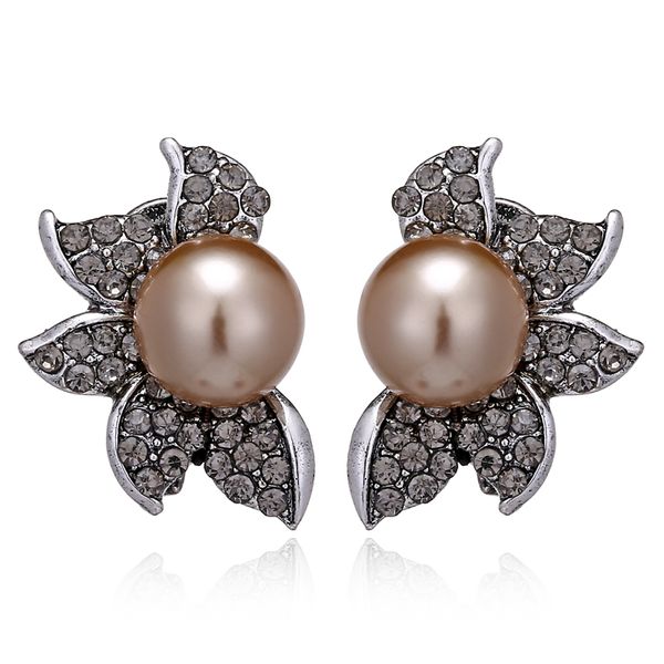 mgaidila,half flower pearl flower earring ear clip left and right combination earring, Silver
mgaidila,half flower pearl flower earring ear clip left and right combination earring, Silver