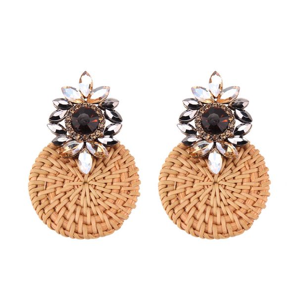 wholesale- fashion luxury designer exaggerated beautiful diamond colorful crystal bamboo braided stud earrings for woman, Golden;silver
wholesale- fashion luxury designer exaggerated beautiful diamond colorful crystal bamboo braided stud earrings for woman, Golden;silver