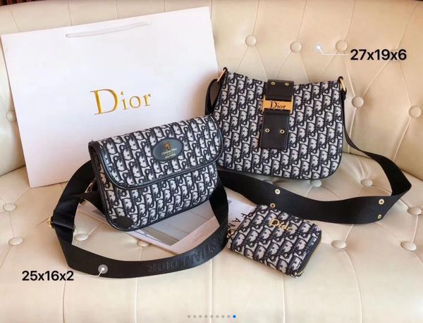 fashion elegant lady messenger bag temperament three-piece messenger bag shoulder bag 2020 new lady exquisite wild ol commuter messengerbag
fashion elegant lady messenger bag temperament three-piece messenger bag shoulder bag 2020 new lady exquisite wild ol commuter messengerbag