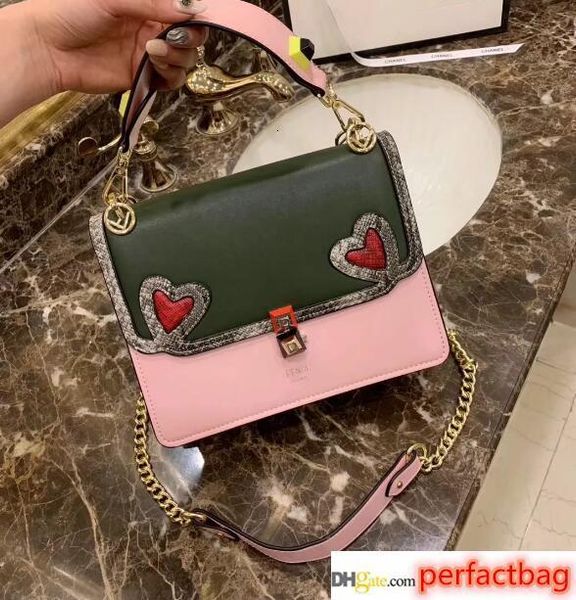 2019men s bags high-quality traveling bags for men and women, handbags, shoulder bags, wallets, cards, fashion bags, retro bags500
2019men s bags high-quality traveling bags for men and women, handbags, shoulder bags, wallets, cards, fashion bags, retro bags500