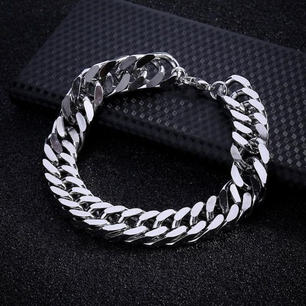 charm bracelets y129 male exquisite boy chain universal stainless steel men bracelet eye-catching ornaments, Golden;silver
charm bracelets y129 male exquisite boy chain universal stainless steel men bracelet eye-catching ornaments, Golden;silver