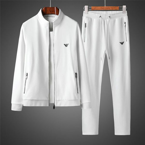 2020 new sports and leisure piece set italy suit men's embroidered lapel sportswear. sport tracksuit mens clothing, Gray
2020 new sports and leisure piece set italy suit men's embroidered lapel sportswear. sport tracksuit mens clothing, Gray