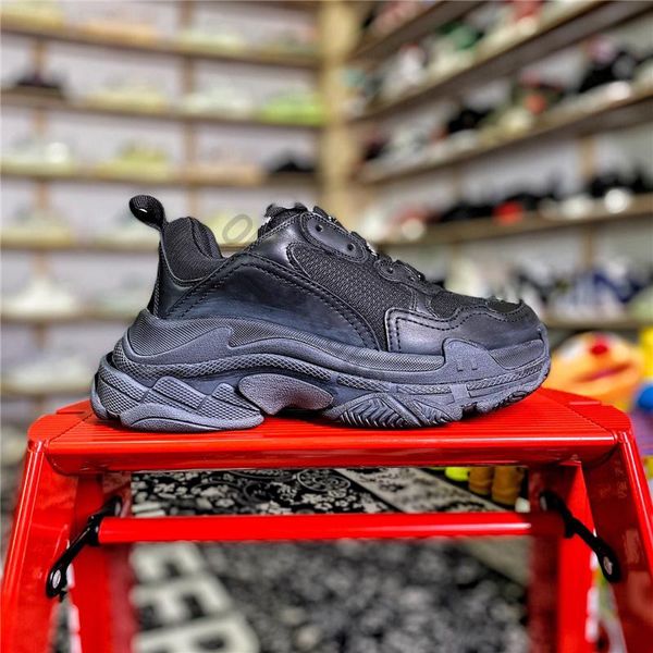 2020 paris triple s fashion men women platform sneakers black bred white green grey mens trainer casual dad vintage shoes 20fw
2020 paris triple s fashion men women platform sneakers black bred white green grey mens trainer casual dad vintage shoes 20fw