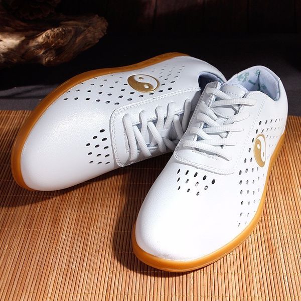 breathable hole cowhide tai chi shoes soft genuine leather shoes martial arts sneaker sports footwear
breathable hole cowhide tai chi shoes soft genuine leather shoes martial arts sneaker sports footwear