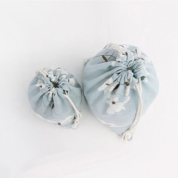 2019 new fashion retro travel makeup pouch women men reusable drawstring bag small toiletry bag cosmetics shoes storage
2019 new fashion retro travel makeup pouch women men reusable drawstring bag small toiletry bag cosmetics shoes storage