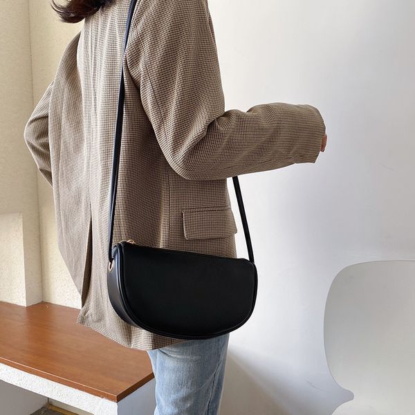 2020 new shoulder bag women's casual fashion korean version retro messenger bag ladies
2020 new shoulder bag women's casual fashion korean version retro messenger bag ladies