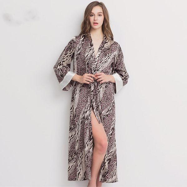 femme dressing gown satin silk robe bathrobe casual printed robe bridesmaid robes plus size female sleepwear home clothing, Black;red
femme dressing gown satin silk robe bathrobe casual printed robe bridesmaid robes plus size female sleepwear home clothing, Black;red