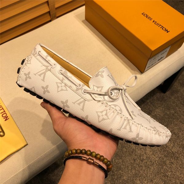 19ss бренды новые скольжения на повседневная обувь мужчины 2019 топ моды мокасины мужские мокасины обувь ручной работы вождения квартиры обу, Black
19ss бренды новые скольжения на повседневная обувь мужчины 2019 топ моды мокасины мужские мокасины обувь ручной работы вождения квартиры обу, Black
