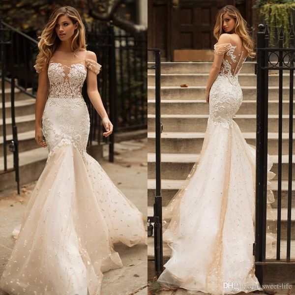 milla nova 2019 mermaid wedding dresses vintage champagne maxi bridal dress dubai arabic off shoulder wedding gowns plus size, White
milla nova 2019 mermaid wedding dresses vintage champagne maxi bridal dress dubai arabic off shoulder wedding gowns plus size, White