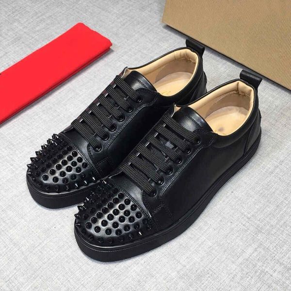 new designer sneakers red bottom shoes low cut suede spike luxury shoes for men and women shoes party wedding crystal leather sneakers l29, Black
new designer sneakers red bottom shoes low cut suede spike luxury shoes for men and women shoes party wedding crystal leather sneakers l29, Black