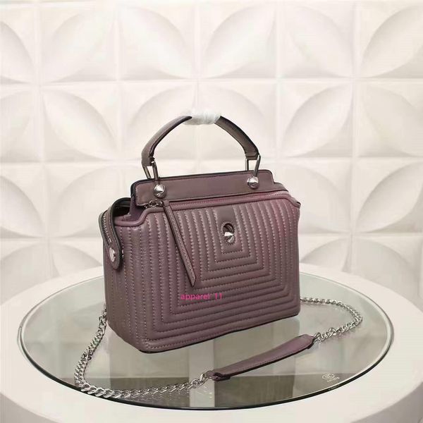 world tour new female designer luxury fashion ladies messenger bag imported italian lambskin personality shoulder bag
world tour new female designer luxury fashion ladies messenger bag imported italian lambskin personality shoulder bag