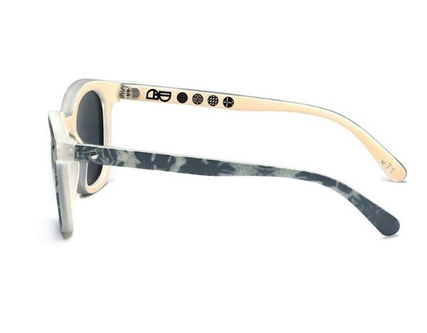 fashion men women sunglasses fashionable personality glasses sunglasses sun glasses original clearance sale, White;black
fashion men women sunglasses fashionable personality glasses sunglasses sun glasses original clearance sale, White;black