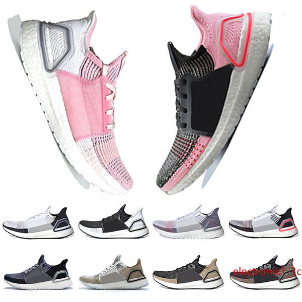2019 ultra 19 laser red refract oreo mens running shoes for men women ultra ub 5.0 dark pixel sports sneakers designer size 5-11
2019 ultra 19 laser red refract oreo mens running shoes for men women ultra ub 5.0 dark pixel sports sneakers designer size 5-11