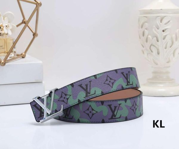2020 -v men's designers belts new women's leather belt pin buckle korean wild men's casual belts belt wholesale--8, Black;brown
2020 -v men's designers belts new women's leather belt pin buckle korean wild men's casual belts belt wholesale--8, Black;brown