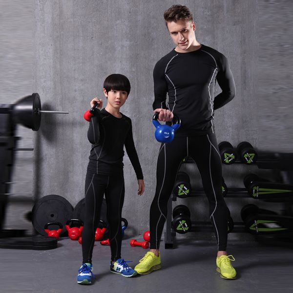 2017 survetement football running sets men kids sport suit compression tight underwear fitness gym jogging training sport suit, Black;blue
2017 survetement football running sets men kids sport suit compression tight underwear fitness gym jogging training sport suit, Black;blue