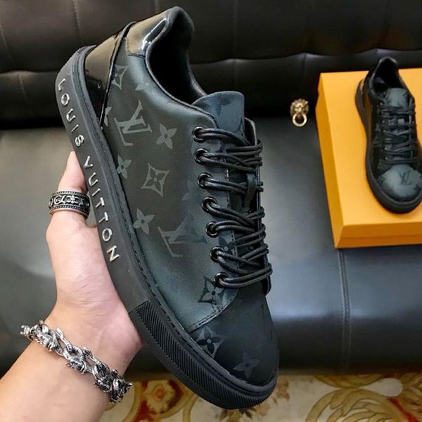 High Quality Mens Shoes Sports Casual Shoes Breathable Lightweight Sports Shoes Outdoor Flats Chaussures de sport pour hommes Lace Up Style
High Quality Mens Shoes Sports Casual Shoes Breathable Lightweight Sports Shoes Outdoor Flats Chaussures de sport pour hommes Lace Up Style